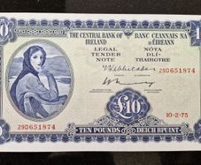 1975 Ireland 10 Pound Lady Lavery Excellent Note