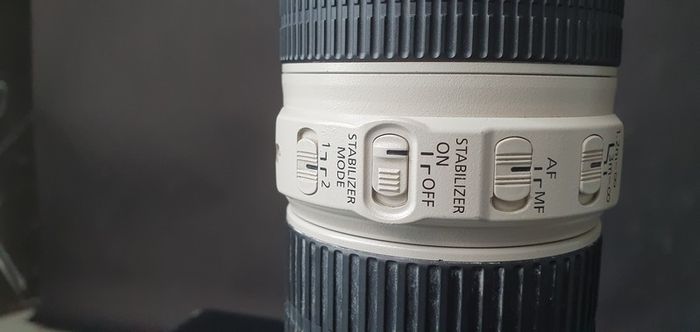 Ef 70 - 200 f4 l is