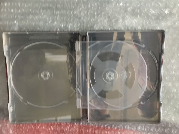 Marvel Studios The Falcon and the Winter Soldier 4K Steelbook Season One
