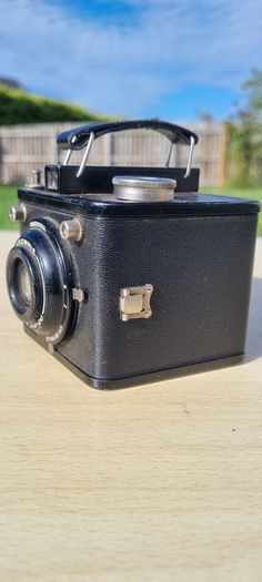 Kodak Brownie Flash Six-20