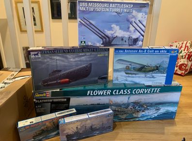 Military Model Kit Collection
