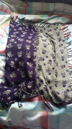 Dual tone (purple and grey) scarf