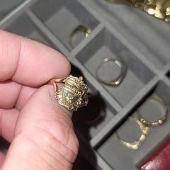 Liverpool FC 9ct Gold ring size K