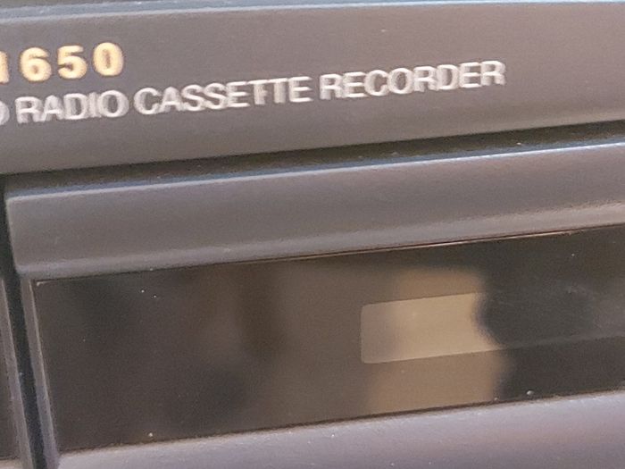 Samsung CD Player Stereo Radio Cassette Recorder, Model RCD-1650, Dual Tape Deck and Radio working fine, CD Player struggling to spin