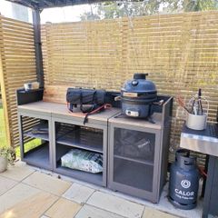 Outdoor garden kitchen