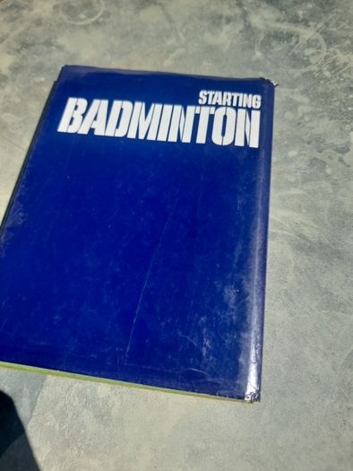 Beginning Badminton / Judy Hashman and C. M. Jones (Hardcover)