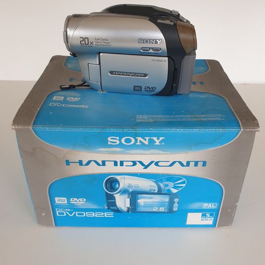 Sony handycam DVD 92E READ