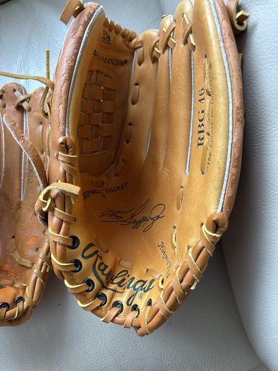 Rawlings Baseball Gloves x2
