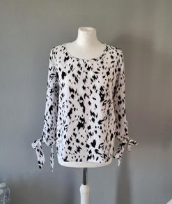Shein white top w/black pattern, Size M / UK10