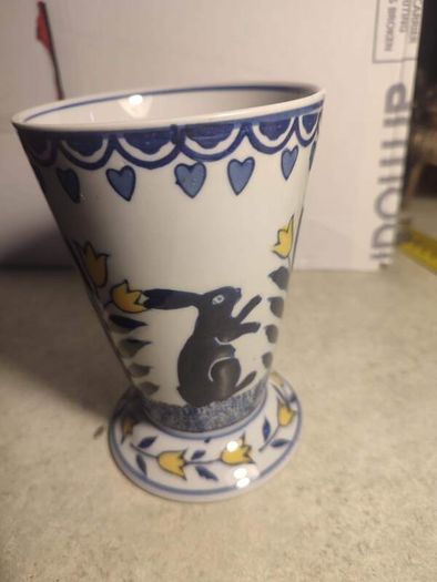 Vintage Des Pots cup vase in very nice condition