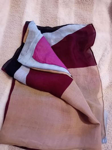 Hobbs Large Scarf - Soft Modal Fabric - Colour Block design