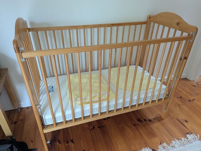 Cot - perfect condition