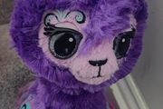 Hatchimal in egg case, battery operated