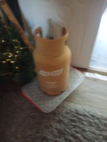 gas bottle full