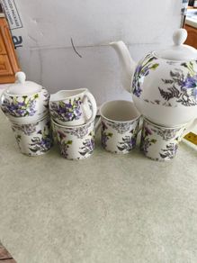 Newgrange White Thistle Bone China 7piece Tea Set, A new, unused item with absolutely no signs of wear postage cost euro 12.00