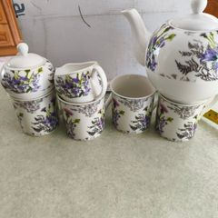 Newgrange White Thistle Bone China 7piece Tea Set, A new, unused item with absolutely no signs of wear postage cost euro 12.00