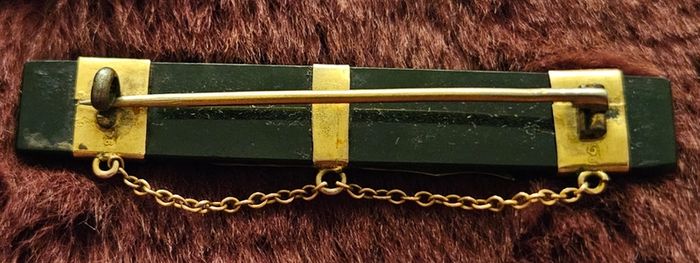 Kia Ora Maori Jade Jadeite Nephrite and 9ct Gold Brooch