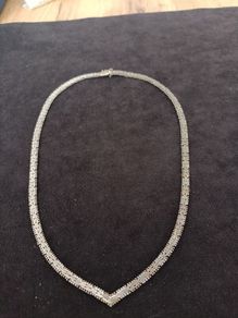 925  Sterling Silver V Necklace Elegance