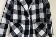 Coat size 6 perfect condition