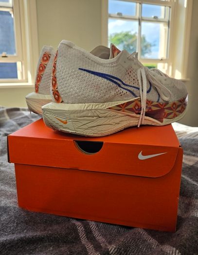 Nike Vaporfly 3 - Size 12