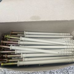Qty 40.    135mm 8's Nail Plugs Upat