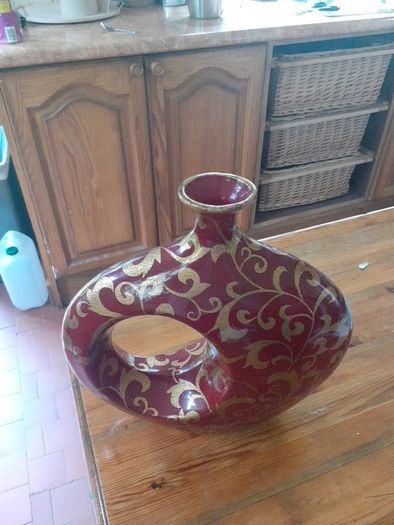 Chinese style vase.