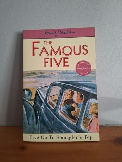 Famous Five Paperback Bundle