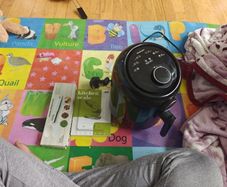 air fryer , kitchen scale and kitchen spoon scale