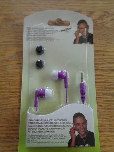 Stereo In-Earphone with Silicon Buds for Sale