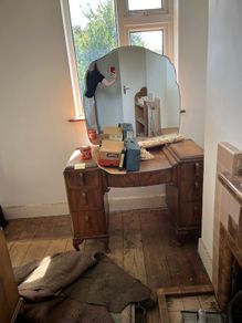 Dressing table