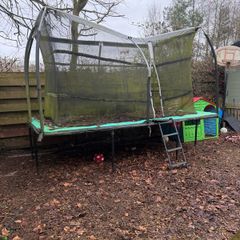 trampoline & swing set