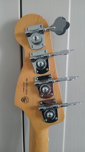 Fender Precision