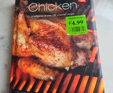 Chicken A Collection of Over 100 Essential Recipes