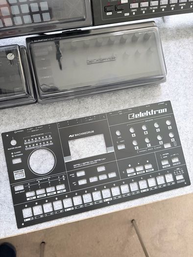 Elektron Machinedrum SPS-1UW+ MKII with Black Faceplate