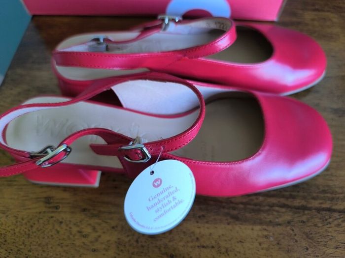 wonders sling back red new