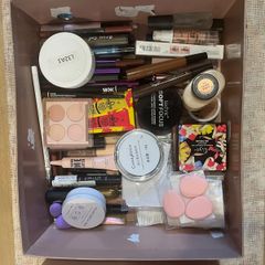 ladies cosmetics