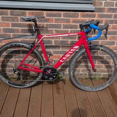 Canyon Endurace CF - Size M (5"11 to 6"2)