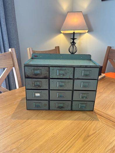 Vintage GIP Industrial Bank Of Drawes