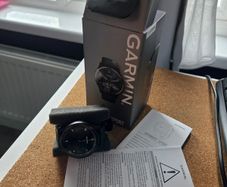 Garmin Vivomove Sport Hybrid Smartwatch (Black) + Original Box