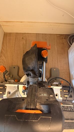 Mitre Saw Evolution 1500W 210mm cordes