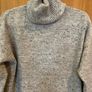 Grey knit dress Image 3
