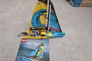 lego 42704 - Racing Yacht