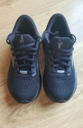 Women's Brooks Ghost 16 GTX size 6