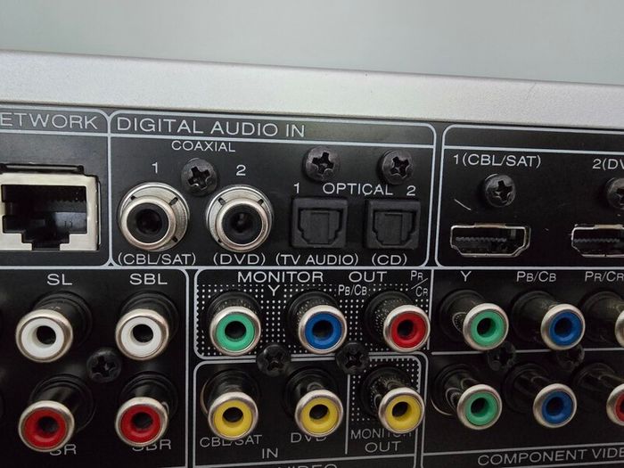 Marantz SR5007 receiver
