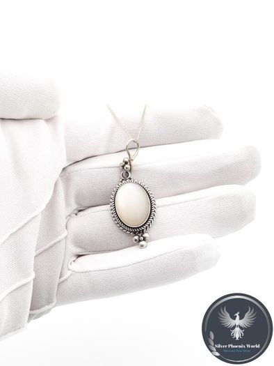 Vintage 925 Sterling Silver Italian Mother of Pearl Necklace