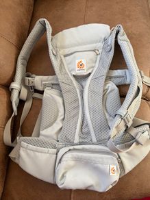 Ergobaby baby carrier