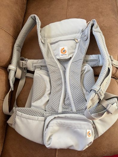 Ergobaby baby carrier