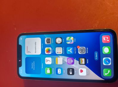 iphone 11 64GB