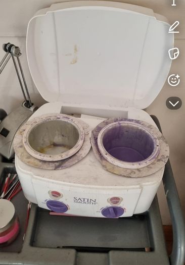 wax pot
