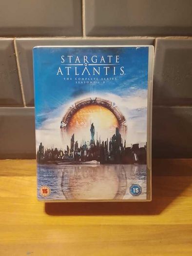 Stargate Atlantis: The Complete Series 1-5 DVD Boxset (Read Description / 1 Disc Missing)